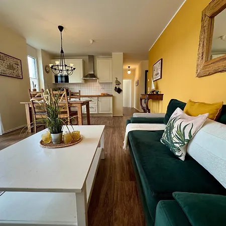 Kaeptn Brass 1 App 3 Strandgut Dierhagen